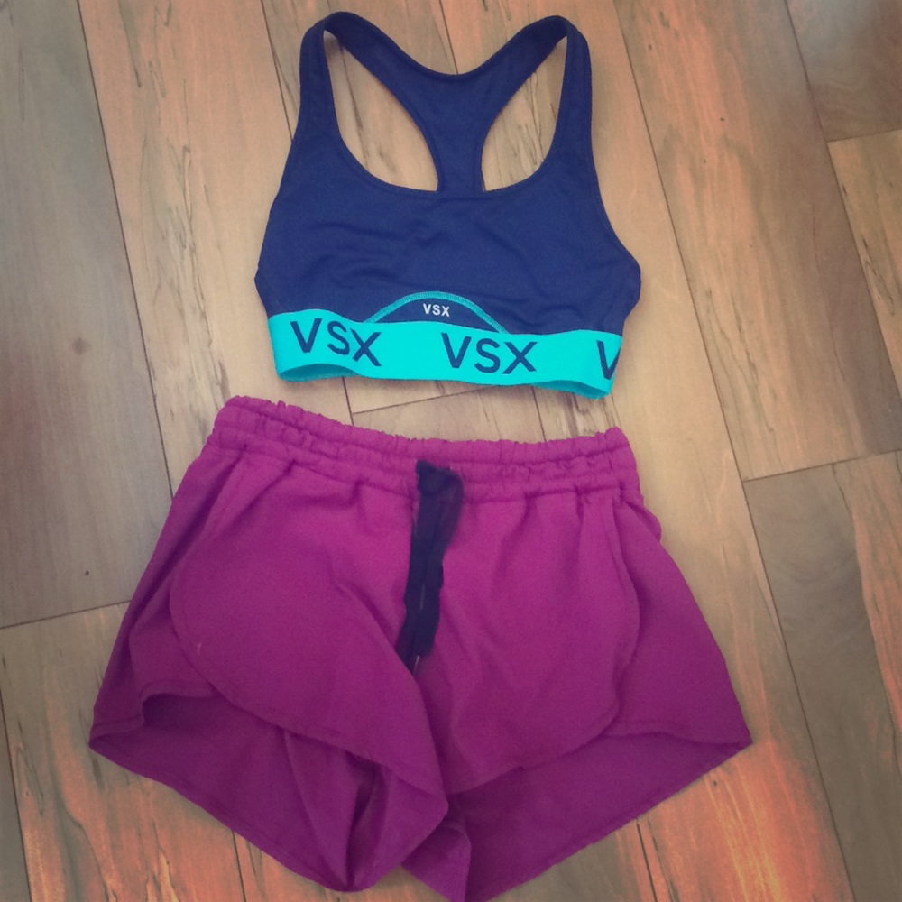 🛑 Victoria's Secret Racerback Sports Bra